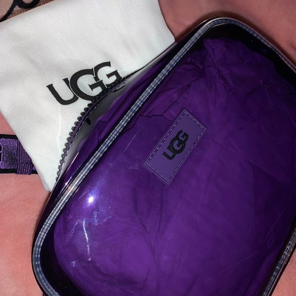 UGG Janey II Convertible Crossbody Purse Purple